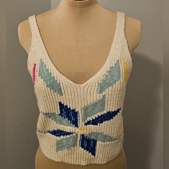 MOTHER NWT Cream Knit Tank with Blue and Pink Design Sz M - Picture 1 of 9
